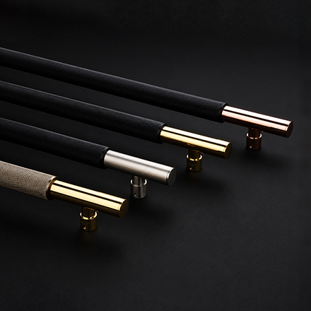Fronis designer door pull handle from the Atcraft Aura Collection